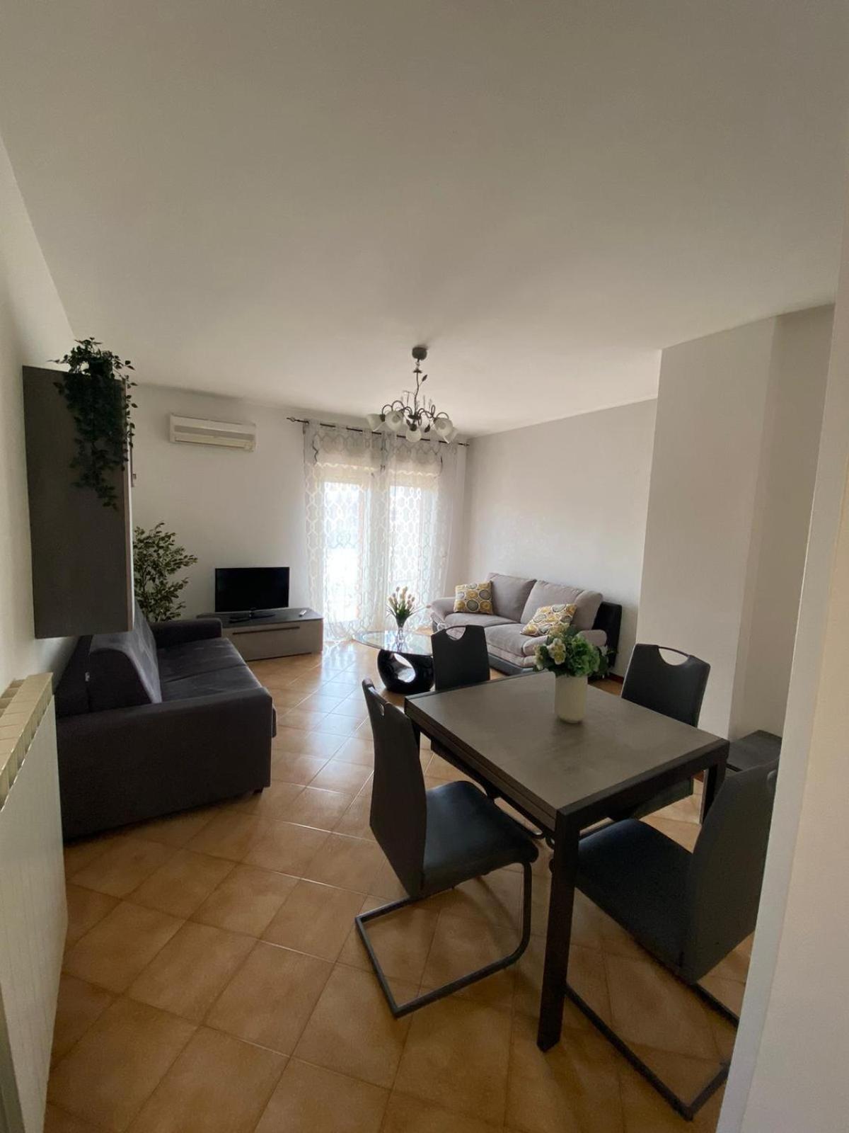 Villa Il Tulipano à Civitavecchia Extérieur photo